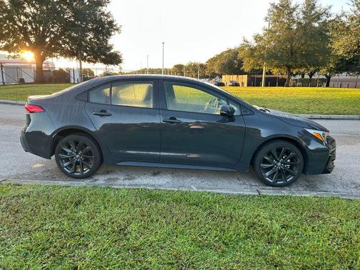 2024 Toyota Corolla Hybrid SE