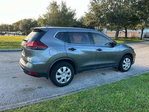 2018 Nissan Rogue S