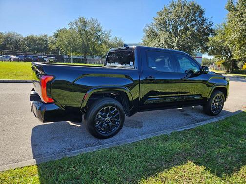 2024 Toyota Tundra Hybrid Platinum