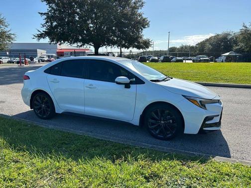 2025 Toyota Corolla SE