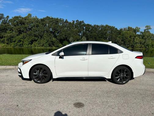 2025 Toyota Corolla SE