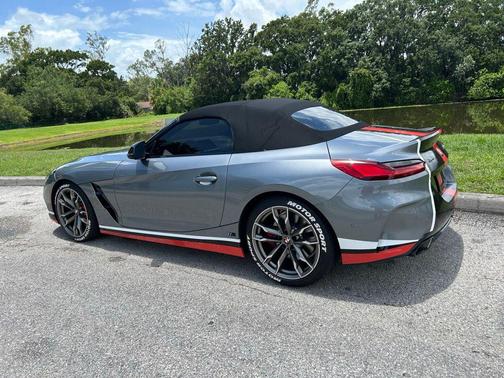 Skyscraper Grey Metallic 2025 BMW Z4 M40i