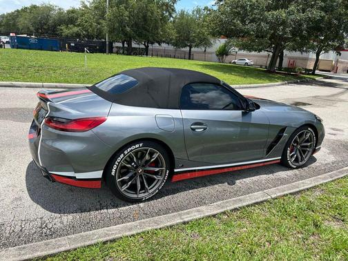 Skyscraper Grey Metallic 2025 BMW Z4 M40i