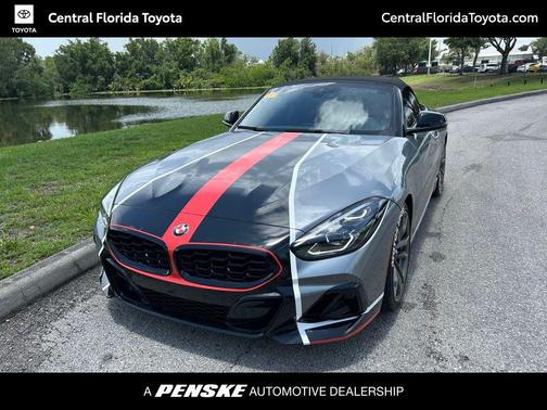 Skyscraper Grey Metallic 2025 BMW Z4 M40i