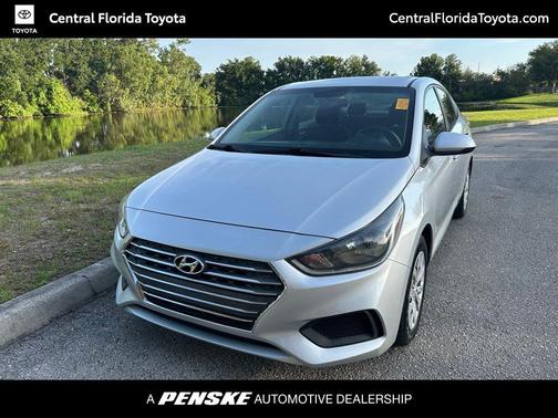 Olympus Silver Metallic 2019 Hyundai Accent SE