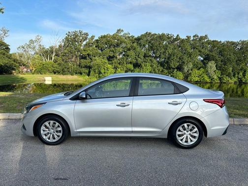 Olympus Silver Metallic 2019 Hyundai Accent SE
