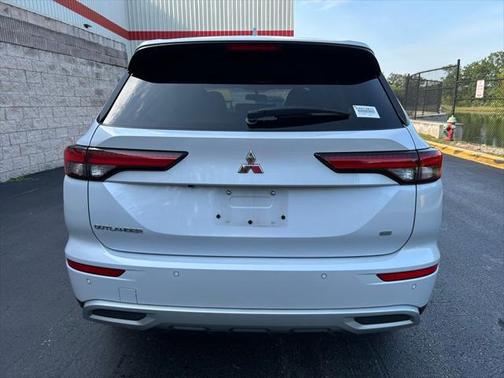 2023 Mitsubishi Outlander SE 2.5 2WD