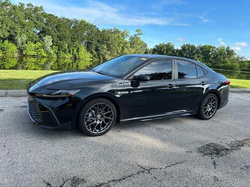 Midnight Black Metallic 2025 Toyota Camry SE