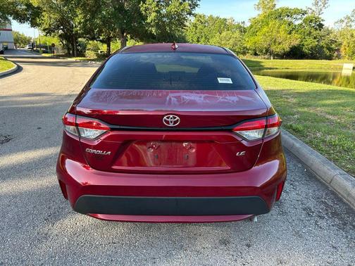 Ruby Flare Pearl 2022 Toyota Corolla LE