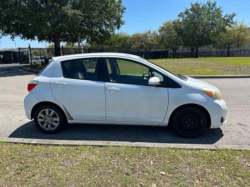 Super White 2013 Toyota Yaris LE