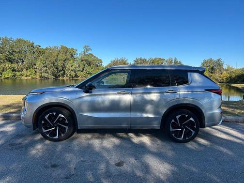 2022 Mitsubishi Outlander SEL Special Edition S-AWC