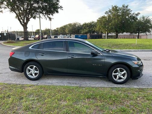 Nightfall Gray Metallic 2017 Chevrolet Malibu 1LS