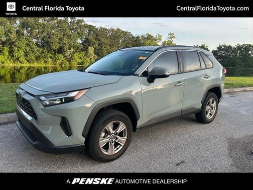2022 Toyota RAV4 XLE