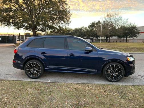2020 Audi Q7 55 Prestige