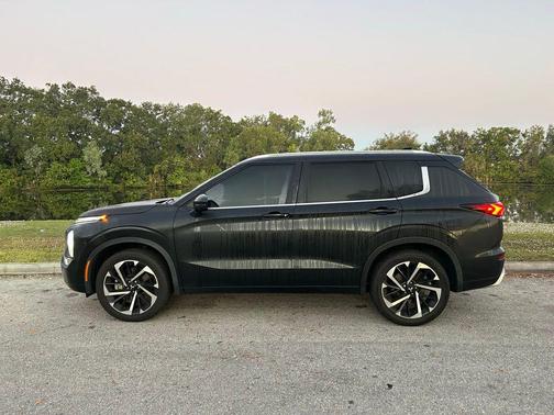 2022 Mitsubishi Outlander SEL 2.5 2WD