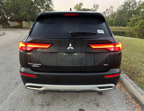 2022 Mitsubishi Outlander SEL 2.5 2WD