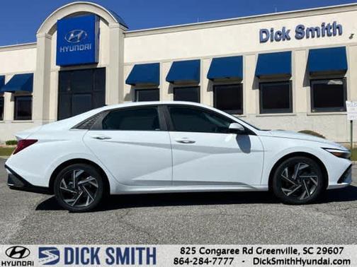 2025 Hyundai ELANTRA Limited