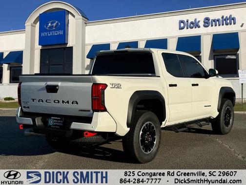 2024 Toyota Tacoma Hybrid TRD