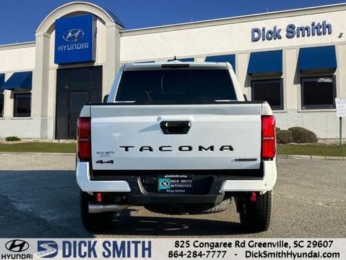 2024 Toyota Tacoma Hybrid TRD OFF-ROAD