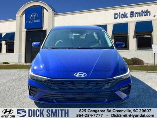 2025 Hyundai ELANTRA Limited