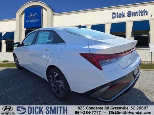 2025 Hyundai ELANTRA Limited