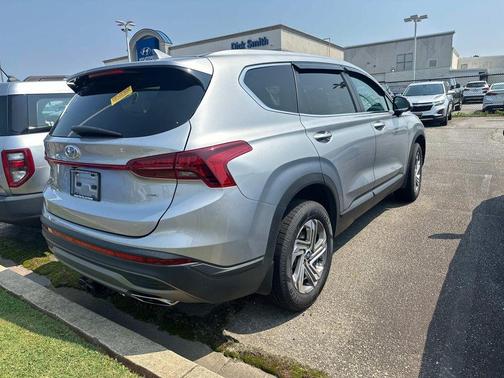 2023 Hyundai SANTA FE SE