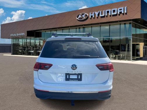 2024 Volkswagen Tiguan 2.0T SE