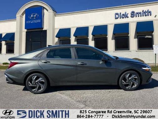 2025 Hyundai ELANTRA SEL Convenience
