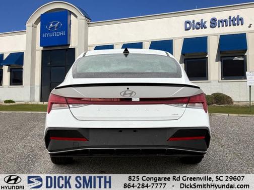 2025 Hyundai ELANTRA HEV SEL