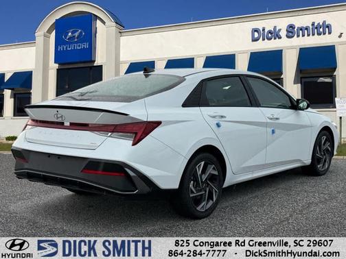 2025 Hyundai ELANTRA HEV SEL