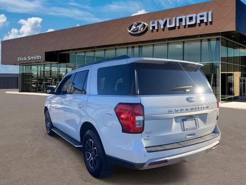 2022 Ford Expedition XLT