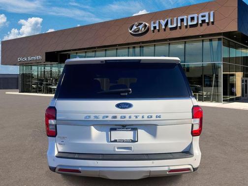 2022 Ford Expedition XLT