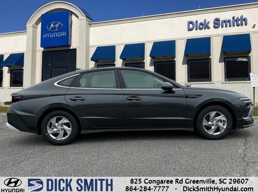 2025 Hyundai SONATA SE