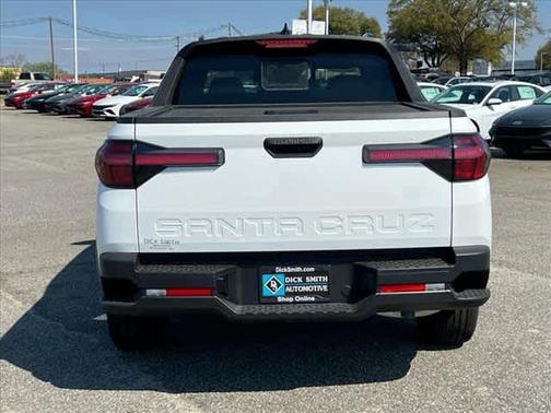2025 Hyundai SANTA CRUZ SEL Activity