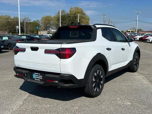 2025 Hyundai SANTA CRUZ SEL Activity