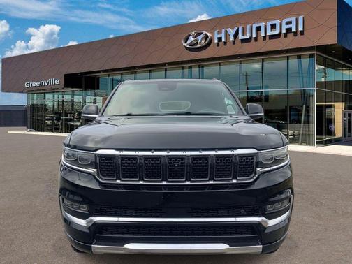 2022 Jeep Grand Wagoneer Series II