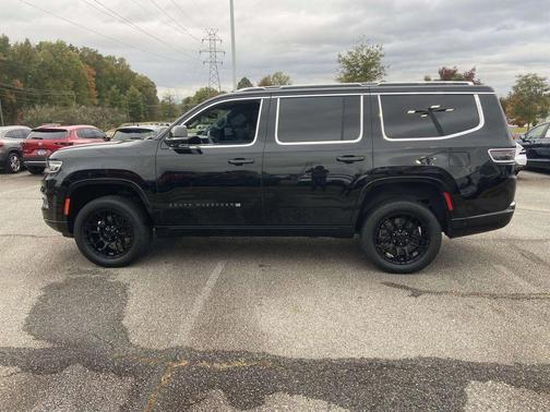 2022 Jeep Grand Wagoneer Series II