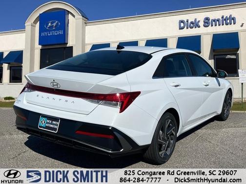 2025 Hyundai ELANTRA SEL Convenience
