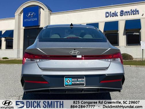 2025 Hyundai ELANTRA SEL Convenience
