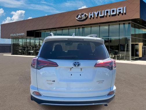 2017 Toyota RAV4 Sport