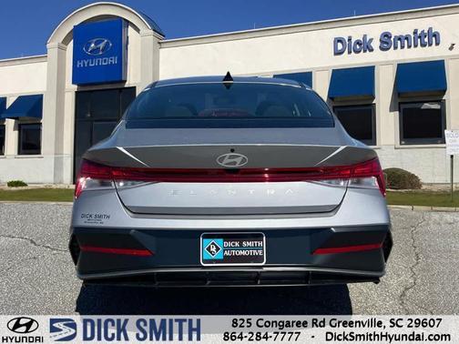 2025 Hyundai ELANTRA SEL Convenience