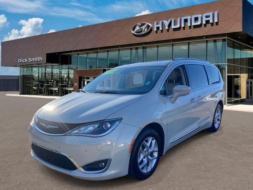 2019 Chrysler Pacifica Touring-L Plus