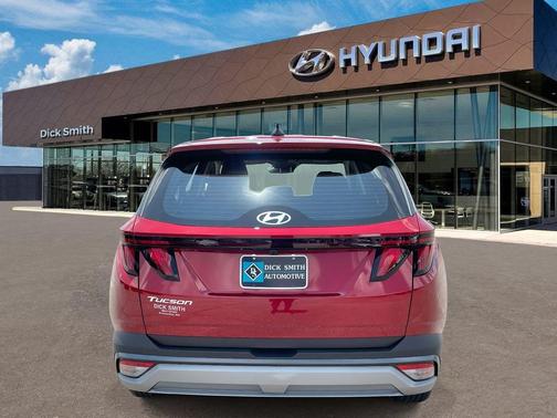 2025 Hyundai TUCSON SE