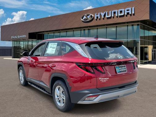2025 Hyundai TUCSON SE