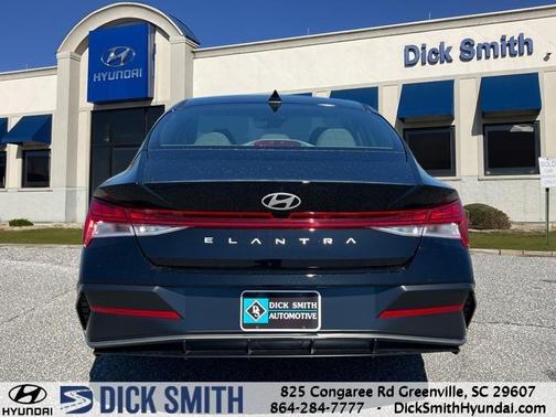 2025 Hyundai ELANTRA SEL Convenience