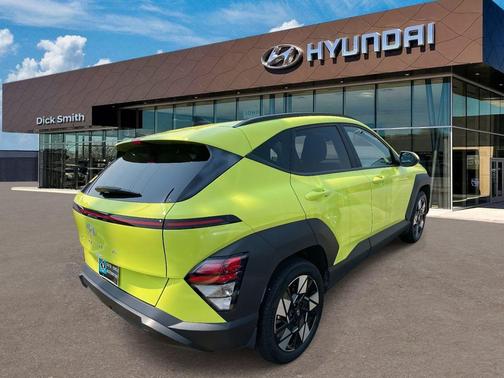2024 Hyundai KONA SEL