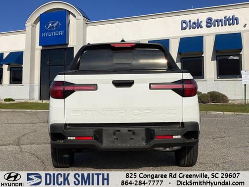 2025 Hyundai SANTA CRUZ SEL Activity