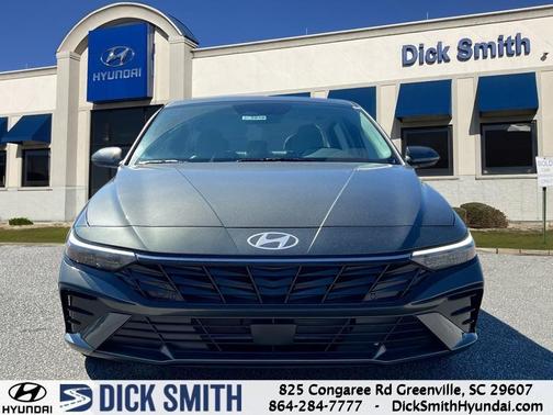 2025 Hyundai ELANTRA Limited