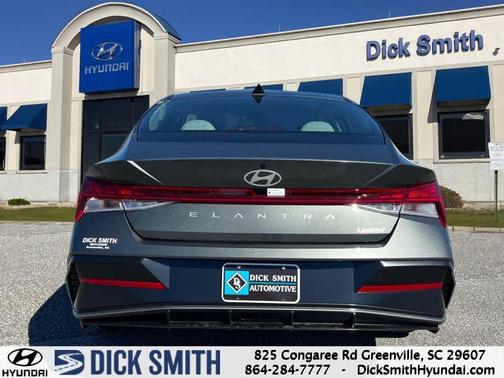 2025 Hyundai ELANTRA Limited