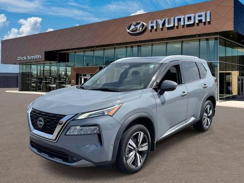 2022 Nissan Rogue SL